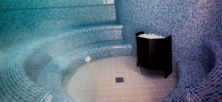 How Steam Rooms Improve Skin Health and Appearance